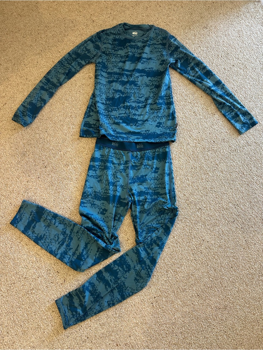 REI Co-op youth midweight thermal base layer set - Size Youth Medium 10-12. Blue